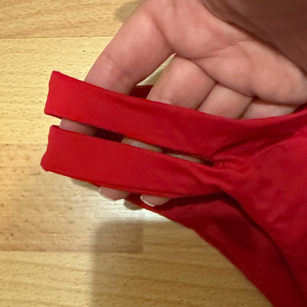 l*space Red Off-Shoulder Ruffle Bikini Set - Picture 2 of 3